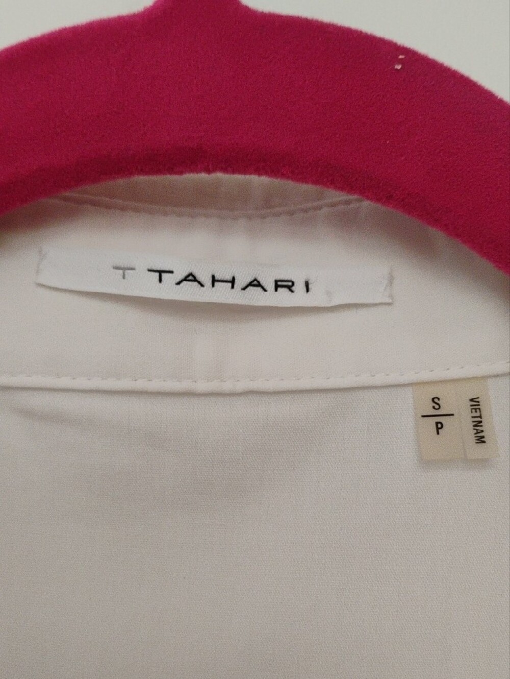T Tahari White Sleeveless Ruffle Front Blouse - Picture 3 of 6